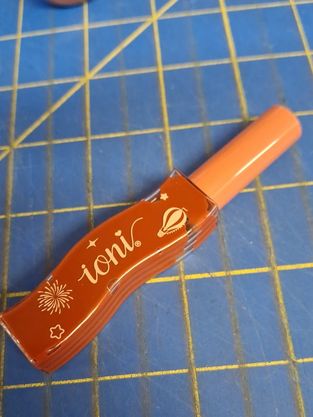 Ioni Red Cocoa Lip Plumper New